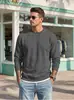 Sudadera de punto con cuello redondo, bloques de color, costuras de contraste, puños y dobladillo acanalados para hombre, Otoño/Invierno