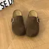 Sandálias Birkenstock femininas estilo retrô coreano, inspiradas na floresta, com acabamento fosco, 2026, solado grosso, confortáveis para longos períodos em pé, adequadas para o trajeto e projetadas para calçar facilmente.
