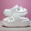 Zapatos de Perlas Exquisitas con Agujeros, Base Cóncava Súper Calientes, Masa de Hojaldre, Moda para Mujer, Nueva Llegada de Verano, Ropa de Exterior, Sandalias de Punta Cerrada con Suela Gruesa de Celebridad de Internet