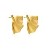 Pendientes de oro de 18 quilates con forma de cuadrado plisado irregular transfronterizos de Europa y Estados Unidos, pendientes minimalistas de personalidad, versátiles, estilo frío