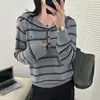 Suéter de tricô listrado retrô com gola azul-marinho, manga longa, para mulheres, novo estilo outono e inverno 2026, blusa de puxar solta e casual
