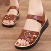 Sandalias de Verano para Mamá, Sandalias para Mujeres de Mediana Edad y Mayores, Sandalias Planas de Abuela, Zapatos Cómodos de Suela Plana para Mujeres de Mediana Edad