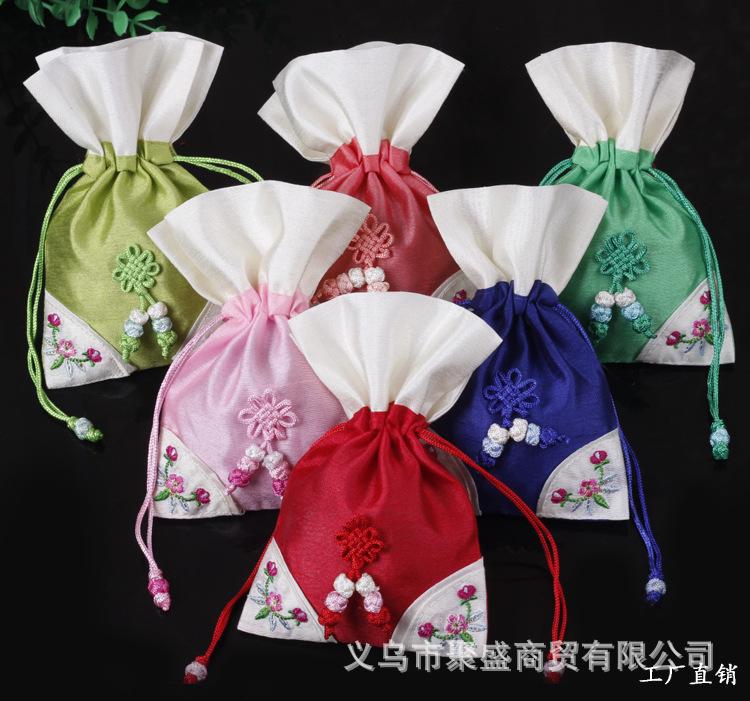 绣花拼接_01.jpg