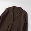 Exportación Transfronteriza Ropa de Mujer Otoño e Invierno 2025 Estilo Europeo y Americano Solapa Bolsillo con Solapa Pantalones Botón Decorativo Chaqueta de Punto para Mujer G82735