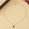 Nuevo Collar de Esmalte Negro en Forma de Corazón Moda Europea y Americana Aretes de Esmalte con Forma de Corazón Lujo Ligero Tendencia Collares y Aretes para el Día a Día