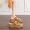 Sandalias Birkenstock para mujer para el verano de 2026, nuevo diseño de suela gruesa que aumenta la altura, adecuadas para combinar con faldas, sandalias de piscina antideslizantes para la playa, sandalias casuales