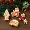 Pingentes de Natal de plástico dourado galvanizado transfronteiriços, pingentes de árvore de Natal de desenho animado de alta qualidade, decorações de festa, enfeites de janela
