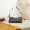 Bolsa Leve de Nylon Feminina 2023 Nova Moda Versátil Lona Bolsa Feminina Design de Nicho Simples Portátil Bolsa de Ombro