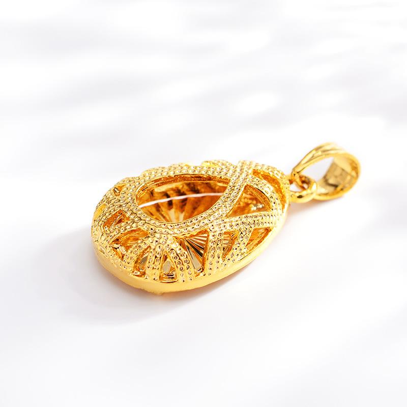 12622901912_1842851670