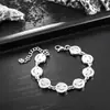 Pulseira de aço titânio com rosto sorridente que não desbota para homens, pulseira versátil da moda personalizada para mulheres, acessório simples e luxuoso de alta qualidade