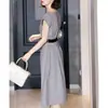 Vestido de Nova Estilo para Mulheres, Gola Redonda, Manga Curta, Padrão Pied-de-Poule, Elegante e Delicado, Cintura Marcada, Emagrecedor, Comprimento Médio, Saia Evasê, Primavera de 2026