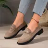 Comercio Electrónico Transfronterizo Otoño 2026 Mocasines Retro para Mujer Suela Plana Zapatos Pequeños de Cuero Mocasines Británicos Slip-on Hebilla Cuadrada Hombre Perezoso