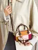 2026 Bolso Boston de Bloques de Color Retro Otoño Invierno Bolso de Mano de Alto Valor Bolso Cruzado de Hombro Único para Mujer