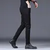 Jeans preto elástico Hong Kong para homens, corte slim, tendência primavera/outono 2026, calça social coreana