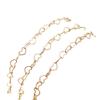 Cadena en forma de corazón de oro cobre y plata cadena plana de amor cadena suelta para bolso de cadena cadena dorada pulsera diy accesorios de cadena de cola extendida al por mayor