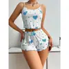 Ropa de estar por casa para mujer de venta caliente transfronteriza con estampado de corazón, conjunto de camisola y shorts, diseño casual acanalado, adecuada para usar como prenda exterior, estilo europeo y americano, ropa de dormir para mujer