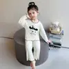 Conjunto de Pijama Infantil Primavera y Otoño 2026, Ropa de Aire Acondicionado de Manga Larga con Dibujos para Niñas, Ropa de Casa de Lunares para Bebé