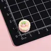 Mini Pastel de Cereza Juguetes de Comida Hecho a Mano DIY Accesorios de Pegamento de Crema Piezas Pequeñas de Resina Materiales para Joyería Venta al por Mayor Transfronterizo