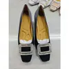 Zapatos de Satén Cuadrados de Lujo con Hebilla de Pedrería para Mujer, Zapatos Cuadrados de Tacón Grueso para Commuter, Venta al por Mayor para Tiendas Físicas y Suministro para Comercio Electrónico Transfronterizo