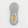Nuevos calcetines invisibles de color liso de algodón antideslizantes para mujer, calcetines casuales de color caramelo, calcetines bajos al por mayor
