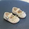 Sandálias Trançadas Vazadas para Meninas Verão 2025 Novas Sola Macia Respiráveis Casuais Sapatos Coreanos de Princesa para Crianças