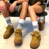 Zapatos de Pareja Otoño e Invierno Gama Alta Zapatos Deportivos Negros Zapatillas Americanas de Nicho para Mujer Nuevos Zapatos Casuales de Pan para Hombre