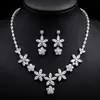 Conjunto de Brincos e Colar com Pingente de Flor de Zircônia Europeu e Americano Transfronteiriço Exquisito Leve Luxo Sensação de Alto Padrão Acessórios de Noiva N413
