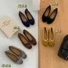 Zapatos Planos Individuales de Terciopelo con Lazo Estilo Retro Francés para la Noche 2026 Nuevo Estilo de Hada Suela Suave Zapatos de Ballet Mocasines