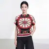 Nuevo top de verano para mujer 2026 con diseño único, estampado de nicho, estilo vintage, elegante y de corte holgado, camiseta de manga corta Issey Miyake