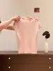 Top de punto blanco estilo francés con cuello alto y manga corta para mujer, diseño Primavera 2026, camiseta base acanalada de corte ajustado