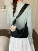 2026 Nova Bolsa de Ombro Simples Estilo Coreano Japonês, Bolsa Transversal Casual Artística, Bolsa de Bolinho Única Tendência Cor Sólida