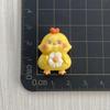 Pequeño pollo amarillo crema pegamento resina accesorios horquilla funda para teléfono móvil papelería zapatos con agujeros parche adornos venta al por mayor DIY