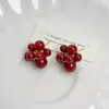 Entrada Francesa Pendientes de Perla de Lujo Cadena de Uvas Personalidad Sentido de Diseño de Nicho Estilo Frío Sentido Avanzado Pendientes Únicos Elegantes