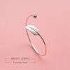 Pulsera de plata 925 chapada en oro con diseño de bola de plumas y nicho artístico, pulsera abierta sencilla, pulsera ajustable, regalo para mujer