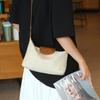Bolsa Feminina Xiaozhong de Couro Genuíno de Alta Qualidade Formato Dumpling Cor Contrastante Transfronteiriça Couro Bovino de Primeira Camada TOGO Bolsa de Ombro Único Transversal 66049
