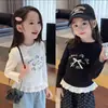 Nova Camiseta Solta de Manga Longa para Crianças Maiores Primavera e Outono 2026, Top de Renda Estiloso para Bebês, Roupa da Moda para Primavera