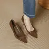 Saltos Agulha Elegantes Estilo Francês para Mulheres, Nova Moda Primavera/Verão Fosco Bico Fino Baixo Versátil, Feito Sob Medida