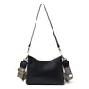 Bolso cruzado de comercio exterior para mujer, diseño de nicho, bolso retro para debajo del brazo, nuevo modelo 2026, gran capacidad, bolso de hombro moderno para el trabajo