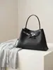 Couro Bovino de Primeira Camada 2026 Novo Modelo Fivela de Fecho Simples de Alto Valor Bolsa Pequena Moda Feminina Bolsa Transversal Bolsa de Mão Tendência