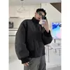 Chaqueta Corta de Algodón Estilo Piloto Tendencia 2024 Abrigo de Algodón con Cuello Alto Streetwear Masculino Silueta Gruesa Chaqueta de Béisbol No Voluminosa