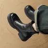 Botas curtas de moda únicas estilo britânico, nova sola plataforma, salto grosso de 5,5 cm, bico redondo, botas curtas de moda de salto médio