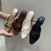 Nueva colección de verano: tacones altos de diseño exclusivo con punta fina, sandalias elegantes de estilo coreano para mujer, perfectas para usar al aire libre, que irradian una vibra elegante y chic
