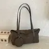 Bolsa de mão de camurça estilo retrô outono/inverno transfronteiriça, de nicho, para mulheres, nova coleção 2026, bolsa de ombro versátil para o dia a dia