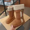 Coleção de inverno 2026: botas de neve de sola grossa, que aumentam a altura, de calçar, com fivela de cinto, de cano longo, calçados casuais e versáteis para mulheres