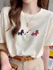 Camiseta Branca de Algodão com Manga Curta e Gola Redonda, Estampa de Floco de Neve, Tendência Verão 2026, Moda Feminina Casual, Camiseta Básica Fina