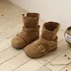 Botas empilhadas foscas ins retrô novo estilo primavera e outono versão coreana fivelas de couro para meninas botas Martin sola macia botas curtas