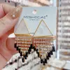 Pendientes Triangulares Geométricos Exagerados para Mujer, Diseño Elegante y con Estilo, Pendientes de Botón de Nicho, Nuevo Modelo 2024