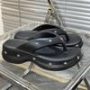 5.0 Sandalias de Plataforma Gruesa con Patrón de Estrella para Mujer, Chanclas de Nuevo Estilo Verano 2026, Sandalias de Plataforma de Moda