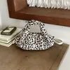 Nueva colección de invierno: Bolso de mano informal y relajado estilo japonés con estampado de leopardo, bolso cruzado versátil y sencillo para ir al trabajo