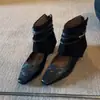 Botas curtas quadradas retrô Chuyuji com tiras trançadas, zíper traseiro, salto baixo, botas Mary Jane estilosas para mulheres, botas western vazadas para mulheres